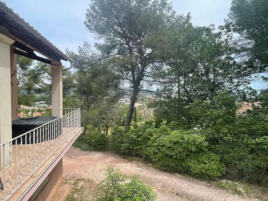 Elegante Villa Provencale: Jacuzzi, Calme & Nature La Crau