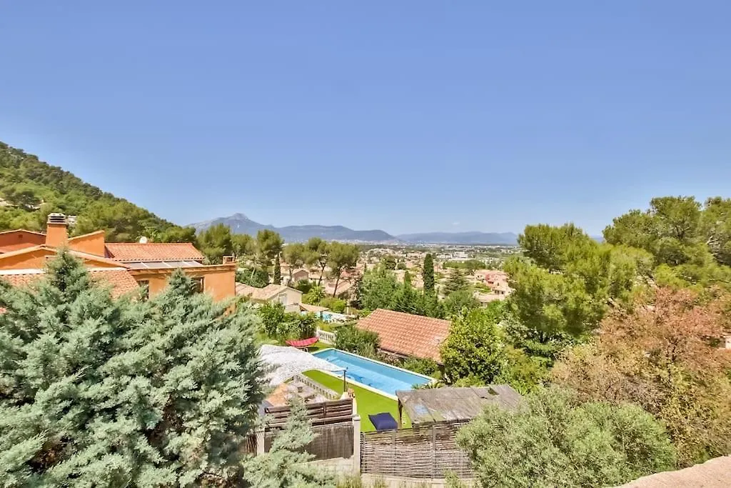 Elegante Villa Provencale: Jacuzzi, Calme & Nature La Crau 0*,