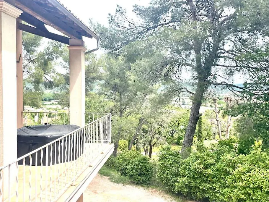 Elegante Villa Provencale: Jacuzzi, Calme & Nature La Crau
